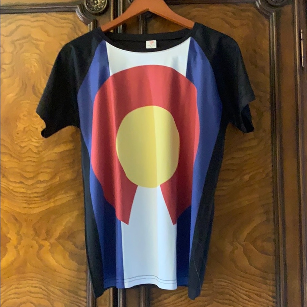 Colorado short sleeved shirt.